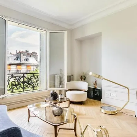 Belle Propriete Coeur De Par Pascal Nob Designe Appartamento