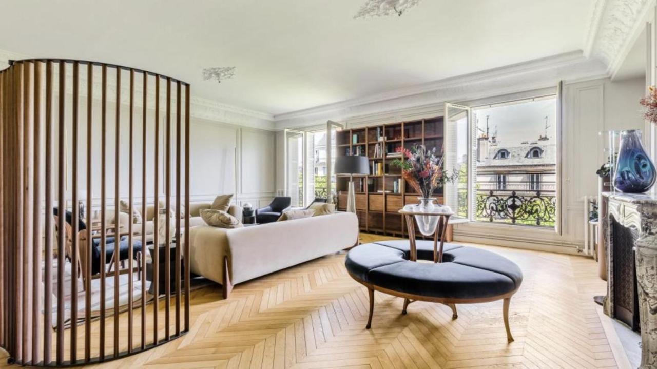 Belle Propriete Coeur De Par Pascal Nob Designe * Parigi